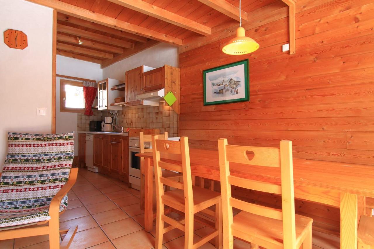 Le Gouroùn Hameau des Chazals Nevache Hautes Alpes Esterno foto